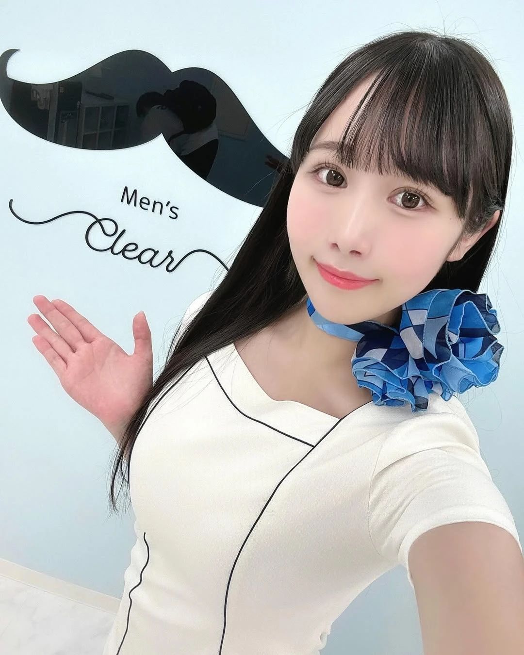 丰满身材加上超凶上围还有性感比基尼真是超容易违规！！！